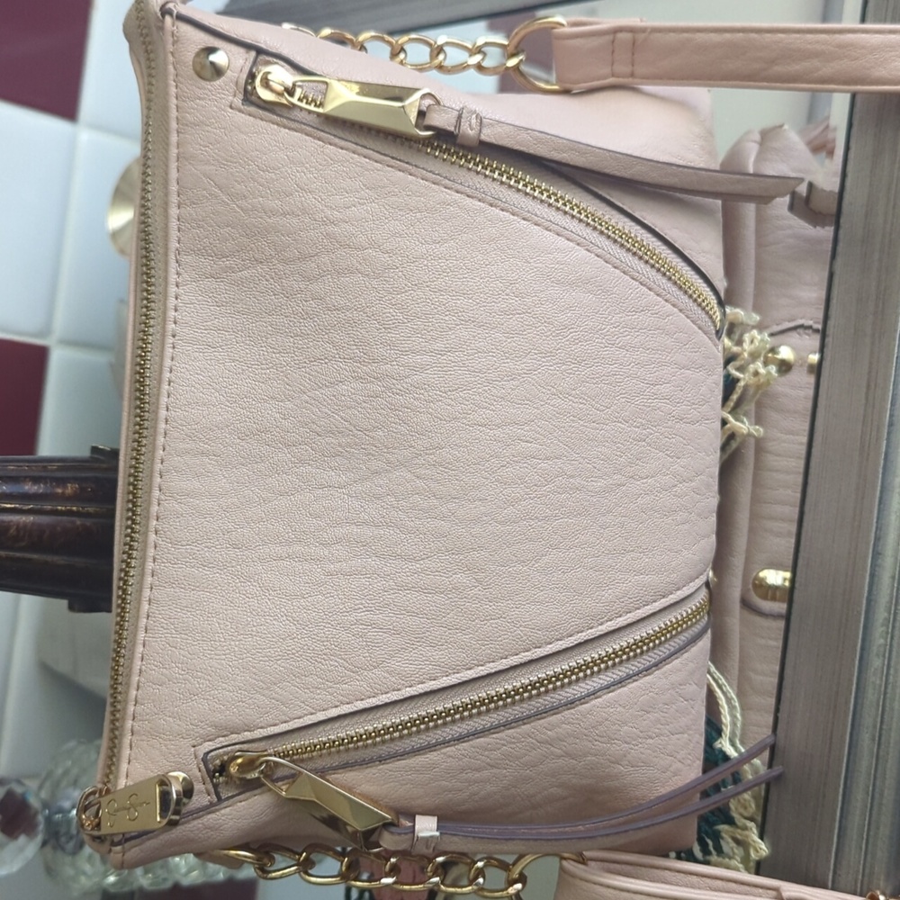 New without tags. Jessica Simpson crossbody bag gold hardware zipper 8 by 10